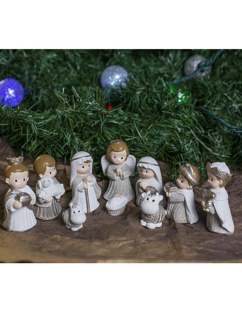 Nacimiento navideño de resina 2