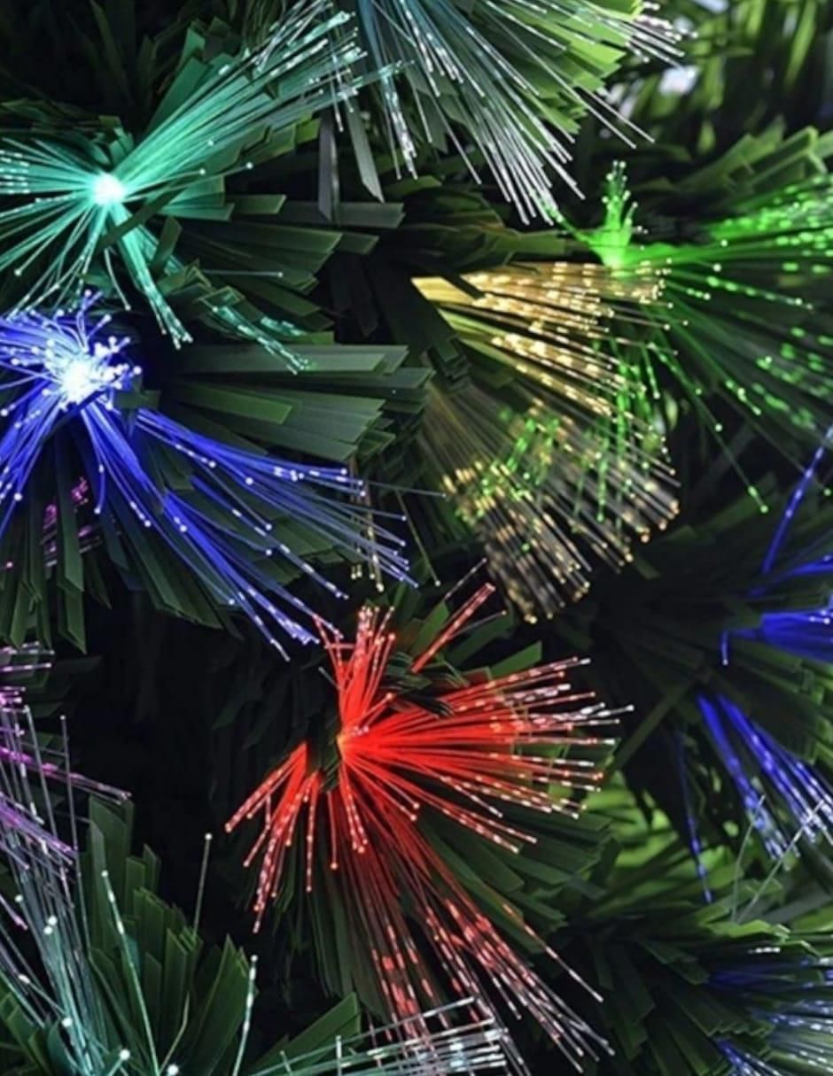 Árbol de navidad Ultrabrillante de plástico con 200 luces 3