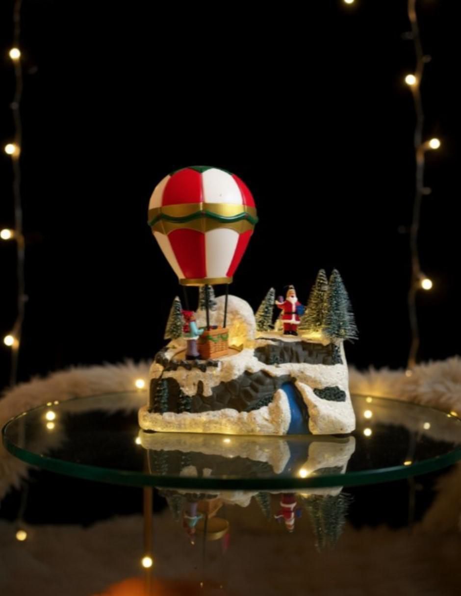 Figura decorativa navideña Globo Aerostático Con Luces de resina 4