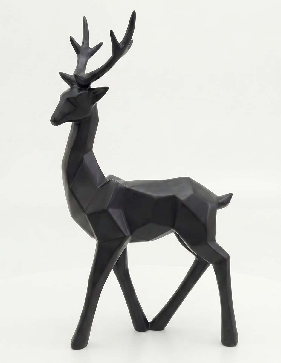Figura decorativa de reno de resina 2