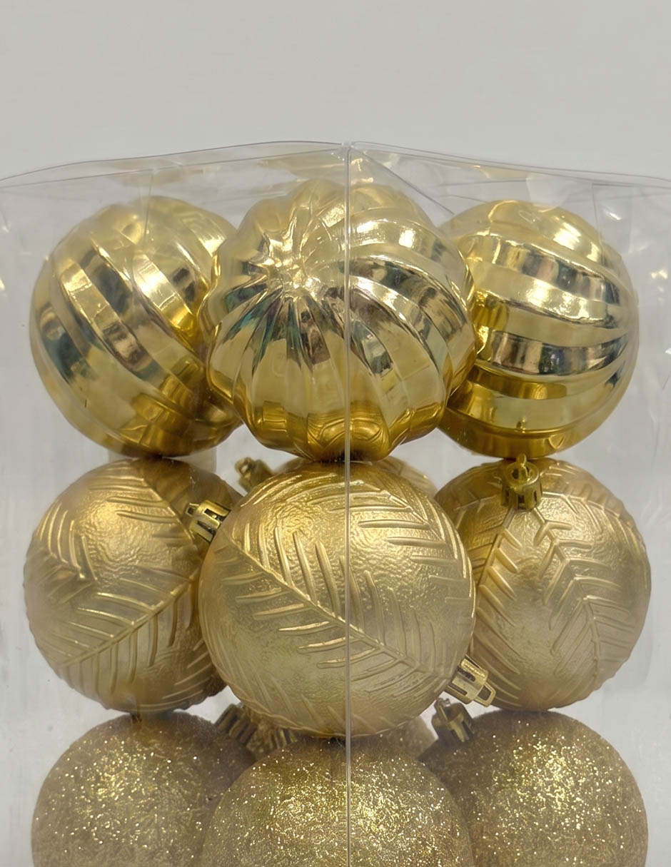 Set de esferas Navideñas con 12 piezas Set de esferas Navideñas con 12 piezas