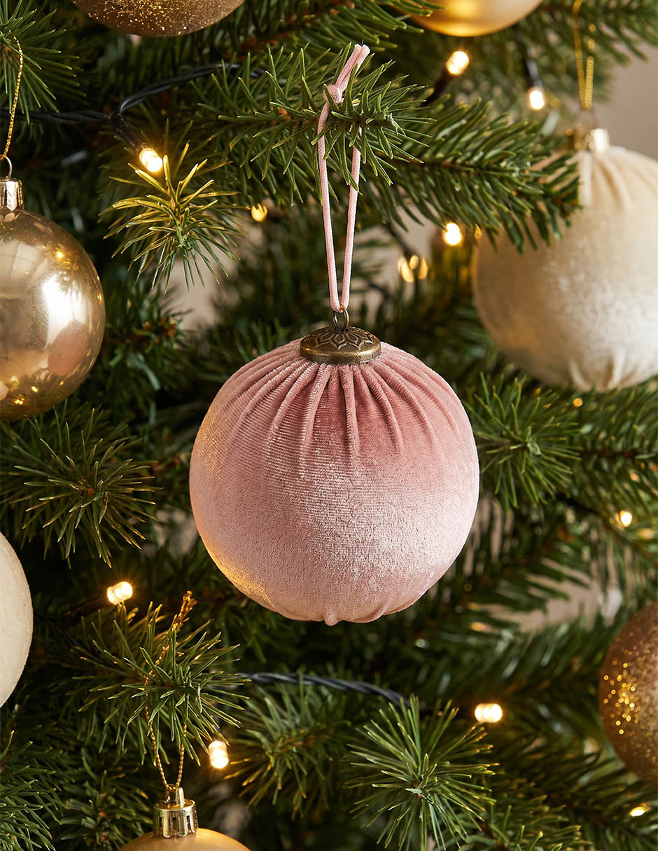 Set de esferas navideñas con 4 piezas 3