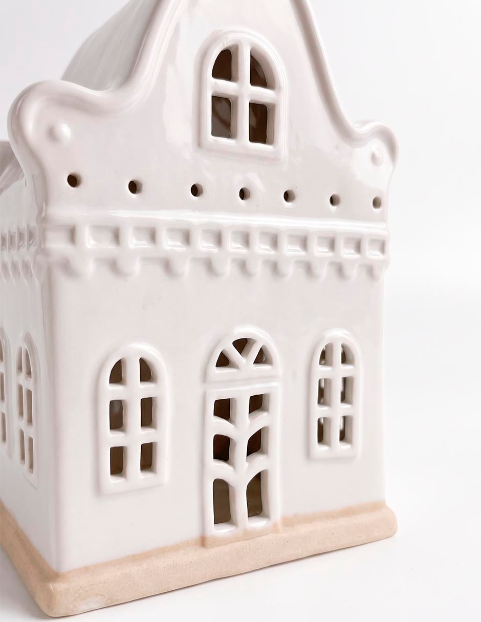 Figura decorativa navideña de casa 2
