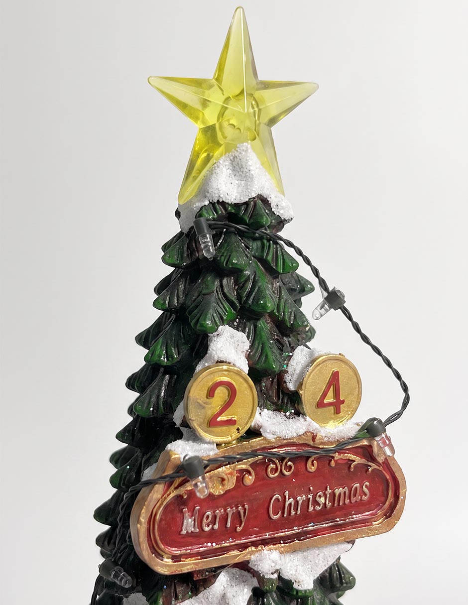 Figura decorativa navideña de pino 2