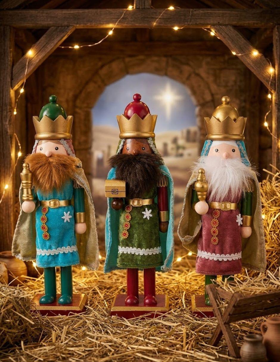 Set de figura decorativa navideña de cascanueces de madera 3